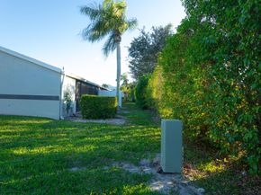 2641 Gately Drive W 1906, West Palm Beach FL 33415