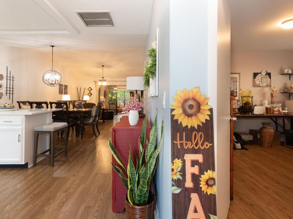 2641 Gately Drive W 1906, West Palm Beach FL 33415