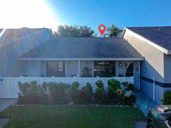 2641 Gately Drive W 1906, West Palm Beach FL 33415