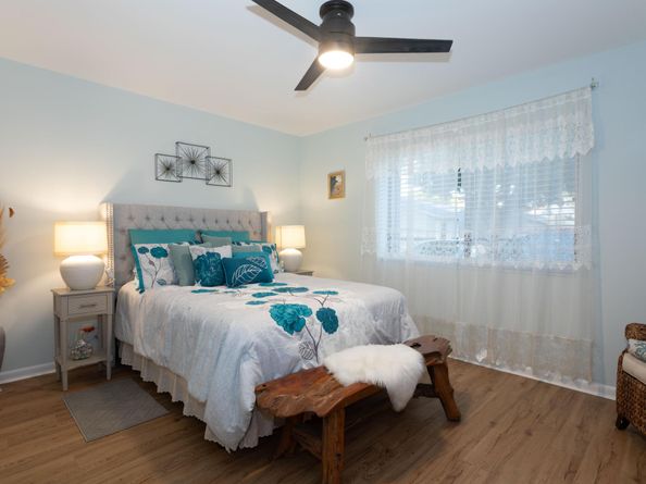 2641 Gately Drive W 1906, West Palm Beach FL 33415