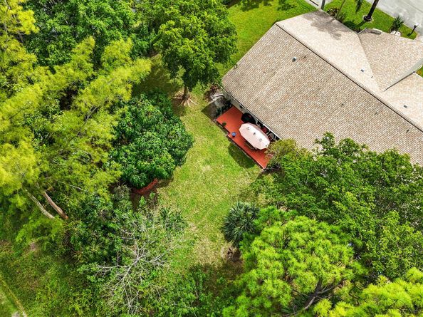 6989 Quince Lane, Lake Worth FL 33467