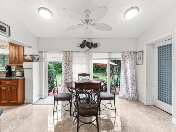 6989 Quince Lane, Lake Worth FL 33467