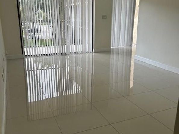 3590 Blue Lake Dr 305, Pompano Beach FL 33064