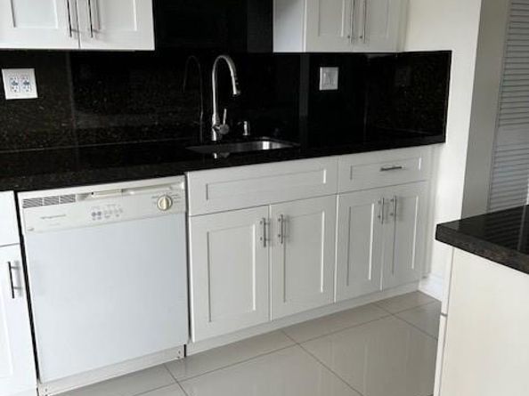 3590 Blue Lake Dr 305, Pompano Beach FL 33064