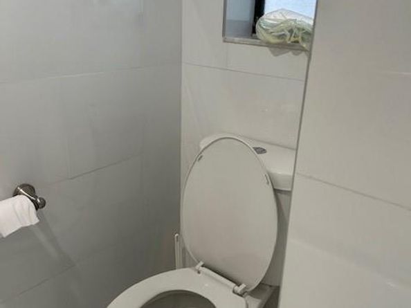 3590 Blue Lake Dr 305, Pompano Beach FL 33064