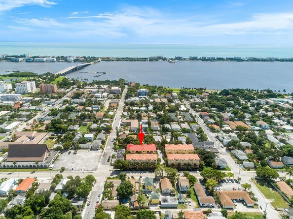 218 S Federal Highway 2, Lake Worth Beach FL 33460