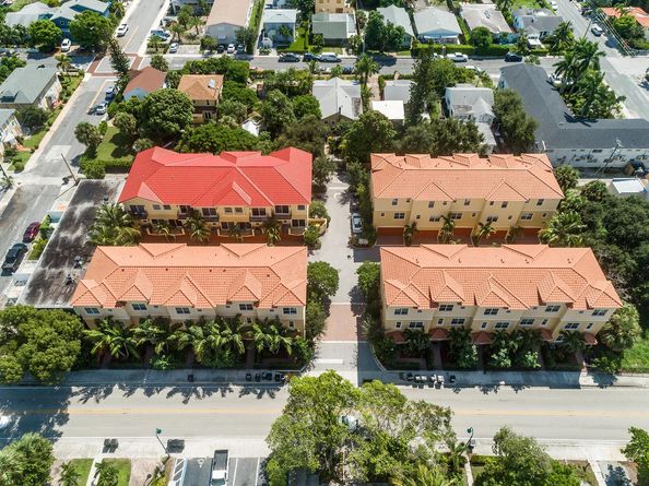 218 S Federal Highway 2, Lake Worth Beach FL 33460