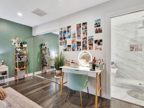 19 Cambria Road E, Palm Beach Gardens FL 33418