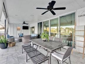 19 Cambria Road E, Palm Beach Gardens FL 33418