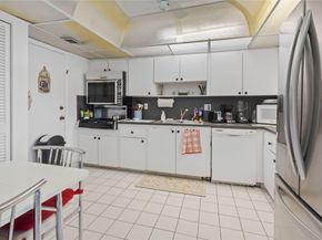 200 Diplomat Pkwy 520, Hallandale Beach FL 33009