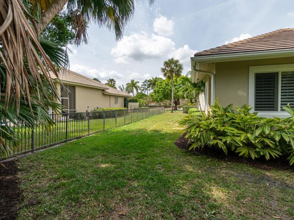 1209 Breakers West Boulevard, West Palm Beach FL 33411
