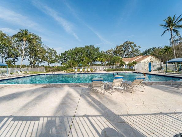 7297 Burgess Drive, Lake Worth FL 33467