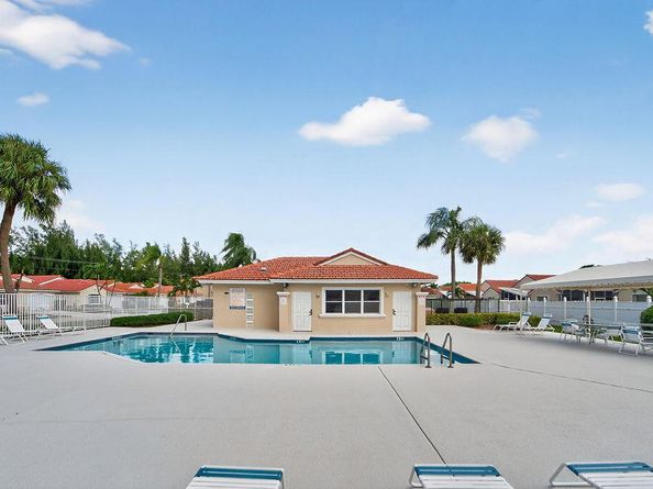 7297 Burgess Drive, Lake Worth FL 33467
