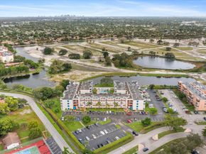 7500 NW 30th Place 123, Sunrise FL 33313