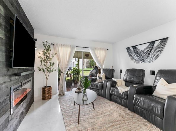 7500 NW 30th Place 123, Sunrise FL 33313