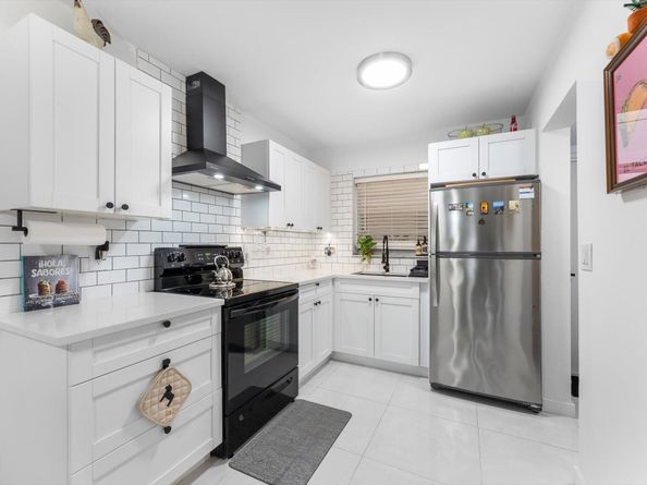 7500 NW 30th Place 123, Sunrise FL 33313