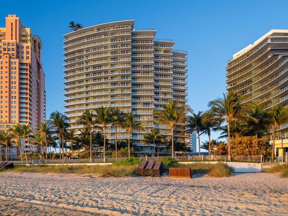 2200 N Ocean Blvd N1003, Fort Lauderdale FL 33305