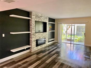 636 NW 13th St