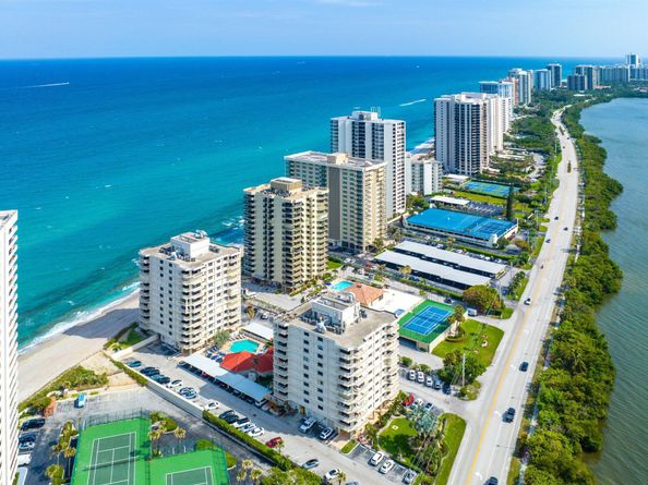 5480 N Ocean Drive B1c, Singer Island FL 33404