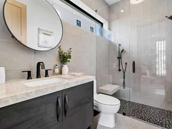 807 N Atlantic Drive, Lantana FL 33462