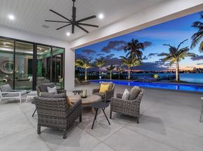 807 N Atlantic Drive, Lantana FL 33462