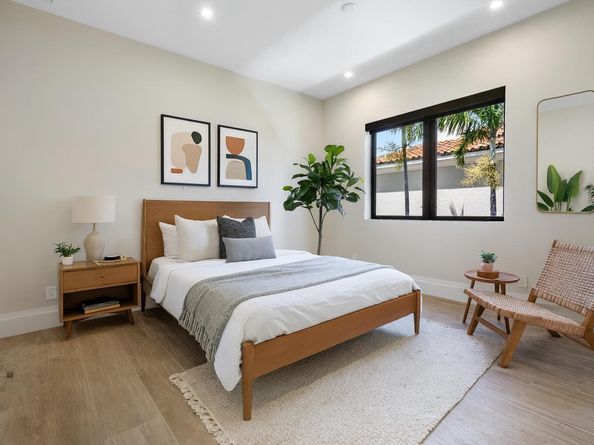 807 N Atlantic Drive, Lantana FL 33462