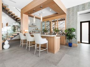 807 N Atlantic Drive, Lantana FL 33462