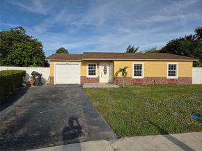 405 SW 79th Ter, North Lauderdale FL 33068