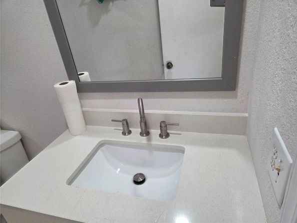 405 SW 79th Ter, North Lauderdale FL 33068