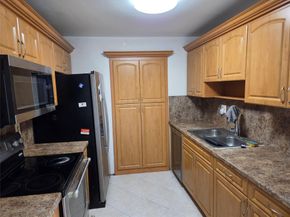 405 SW 79th Ter, North Lauderdale FL 33068