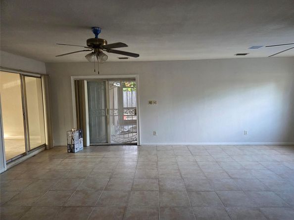 405 SW 79th Ter, North Lauderdale FL 33068