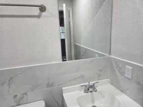 405 SW 79th Ter, North Lauderdale FL 33068