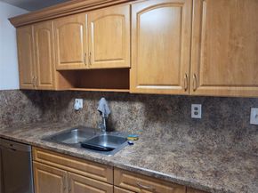 405 SW 79th Ter, North Lauderdale FL 33068