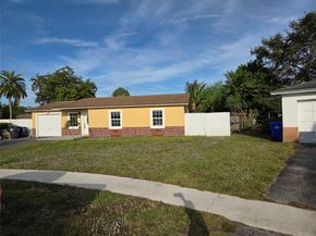 405 SW 79th Ter, North Lauderdale FL 33068