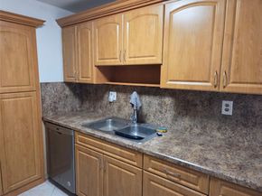 405 SW 79th Ter, North Lauderdale FL 33068