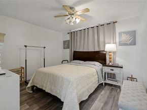 9520 S Hollybrook Lake Dr 103, Pembroke Pines FL 33025