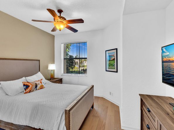 6250 Evian Place, Boynton Beach FL 33437