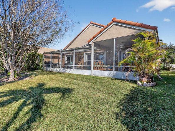 1238 NW 144th Terrace, Pembroke Pines FL 33028