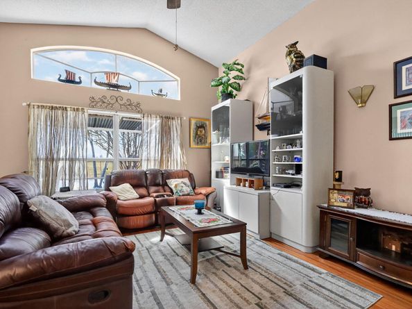 1238 NW 144th Terrace, Pembroke Pines FL 33028