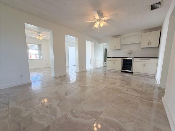 340 NW 25th Ct, Pompano Beach FL 33064