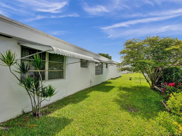 340 NW 25th Ct, Pompano Beach FL 33064