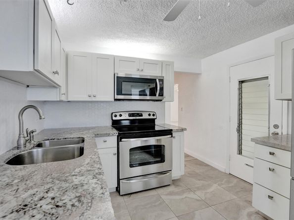 340 NW 25th Ct, Pompano Beach FL 33064