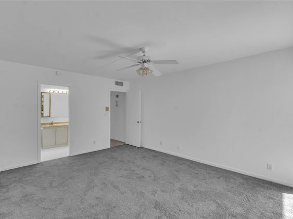 3001 Portofino Isle m3, Coconut Creek FL 33066