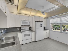 3001 Portofino Isle m3, Coconut Creek FL 33066