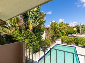 651 NE 60th St 22, Miami FL 33137