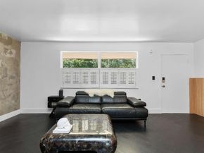 651 NE 60th St 22, Miami FL 33137