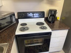 3300 Springdale Boulevard 201, Palm Springs FL 33461