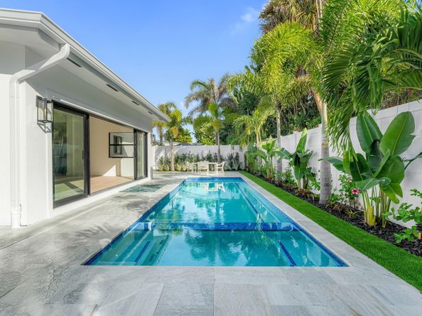 433 Aylesbury Road, Delray Beach FL 33444