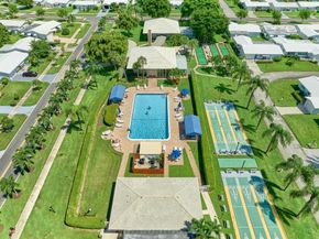 1710 SW 22nd Street, Boynton Beach FL 33426