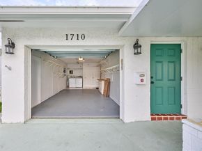 1710 SW 22nd Street, Boynton Beach FL 33426